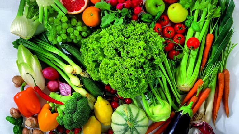 Người bệnh nên tăng cường tiêu thụ các loại rau xanh