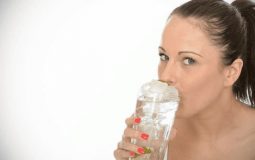 Viêm xoang uống nước đá được không và những điều bạn nên biết