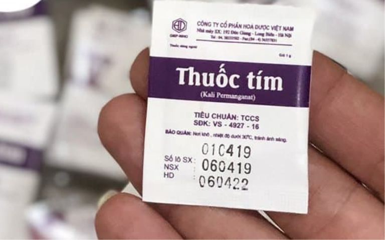 Dung dịch thuốc tím pha loãng còn được gọi với cái tên là Kali pemanganat